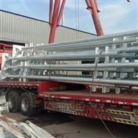 青岛单臂交通标志杆制造 公路单臂标志杆 标志牌 国城交通