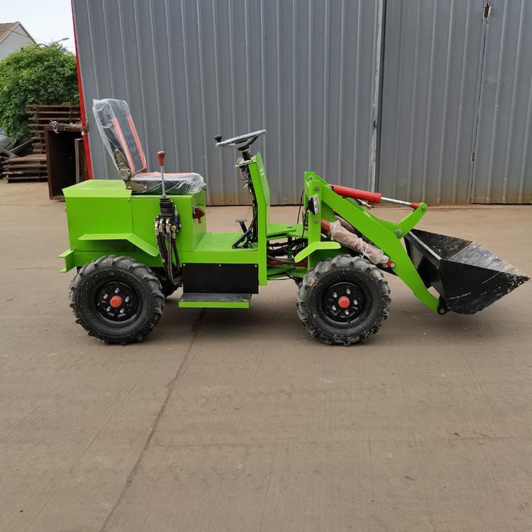新型民用四轮小铲车养殖场铲饲料装载机
