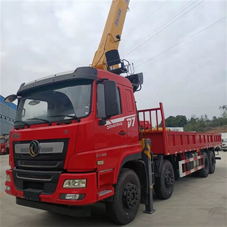 东风D7前四后八随车吊  徐工三一石煤14吨吊机