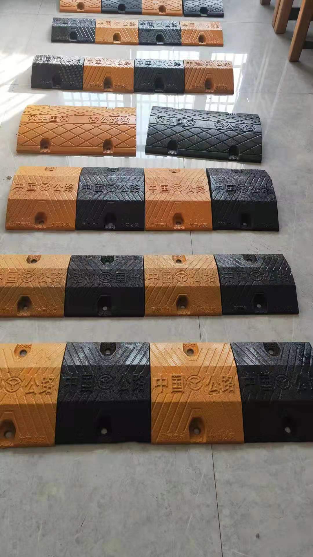 实心铸钢减速带金鼎铸铁减速带