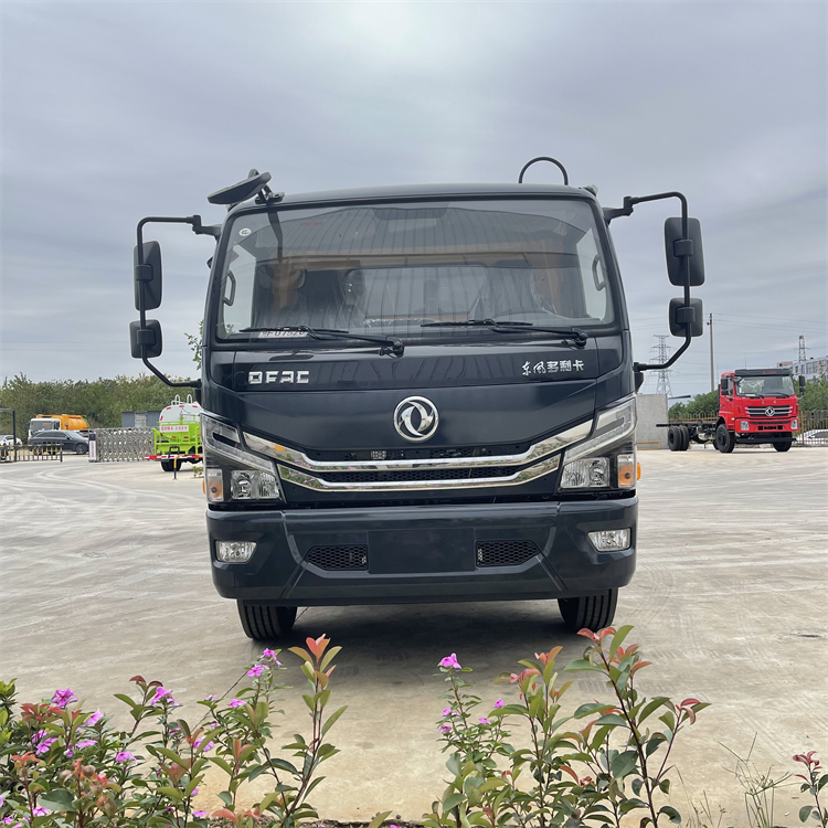 8方垃圾压缩车发动机配置:cy4102-ce4b型柴油机采用四气门,增压中冷