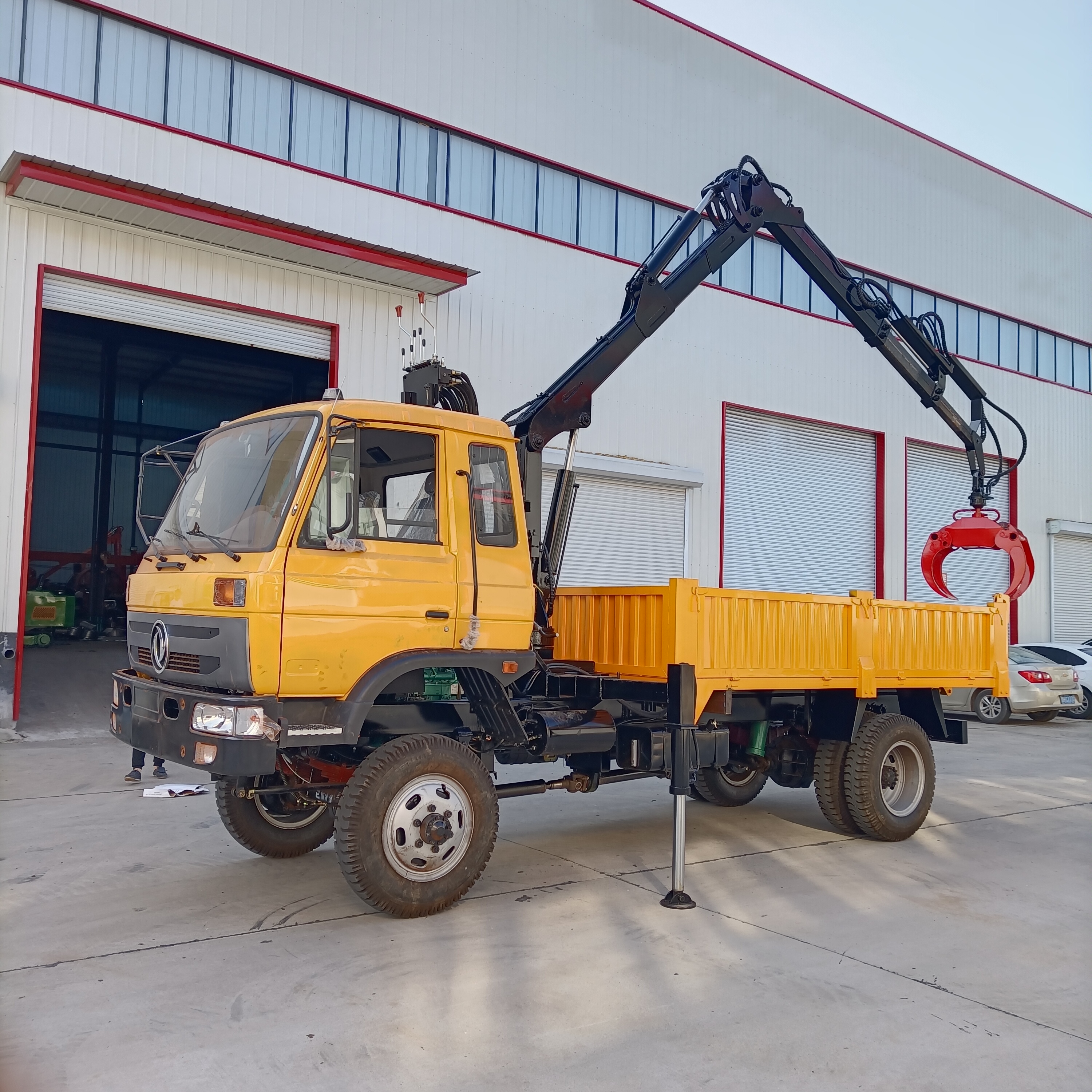 挖机贝壳斗垃圾清运车一推随车固定小型抓木机生产厂家