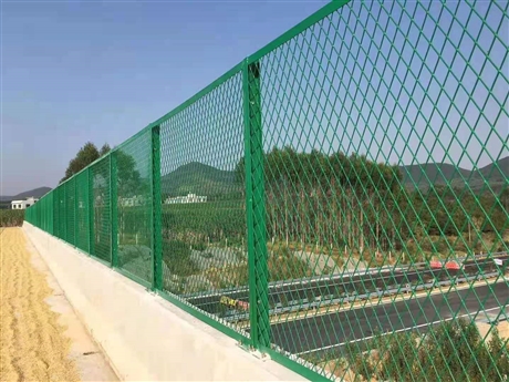 巢湖防拋網(wǎng)A工地護(hù)欄網(wǎng)A公路防拋網(wǎng)A1.5*2米尺寸廠家批發(fā)A河北國勤