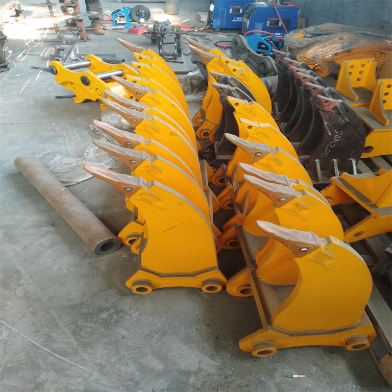 各种轮挖松土器挖掘机挖树机定制