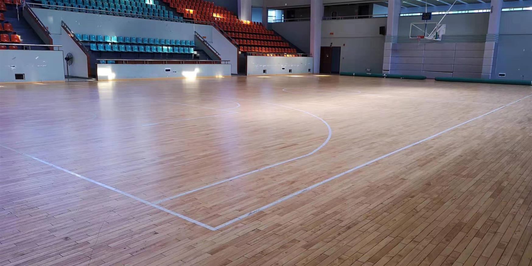 篮球馆木地板报价|一个标准的篮球馆木地板大概需要多少钱