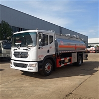 国六12吨油罐车 东风D9运油车 山东热卖 包上户