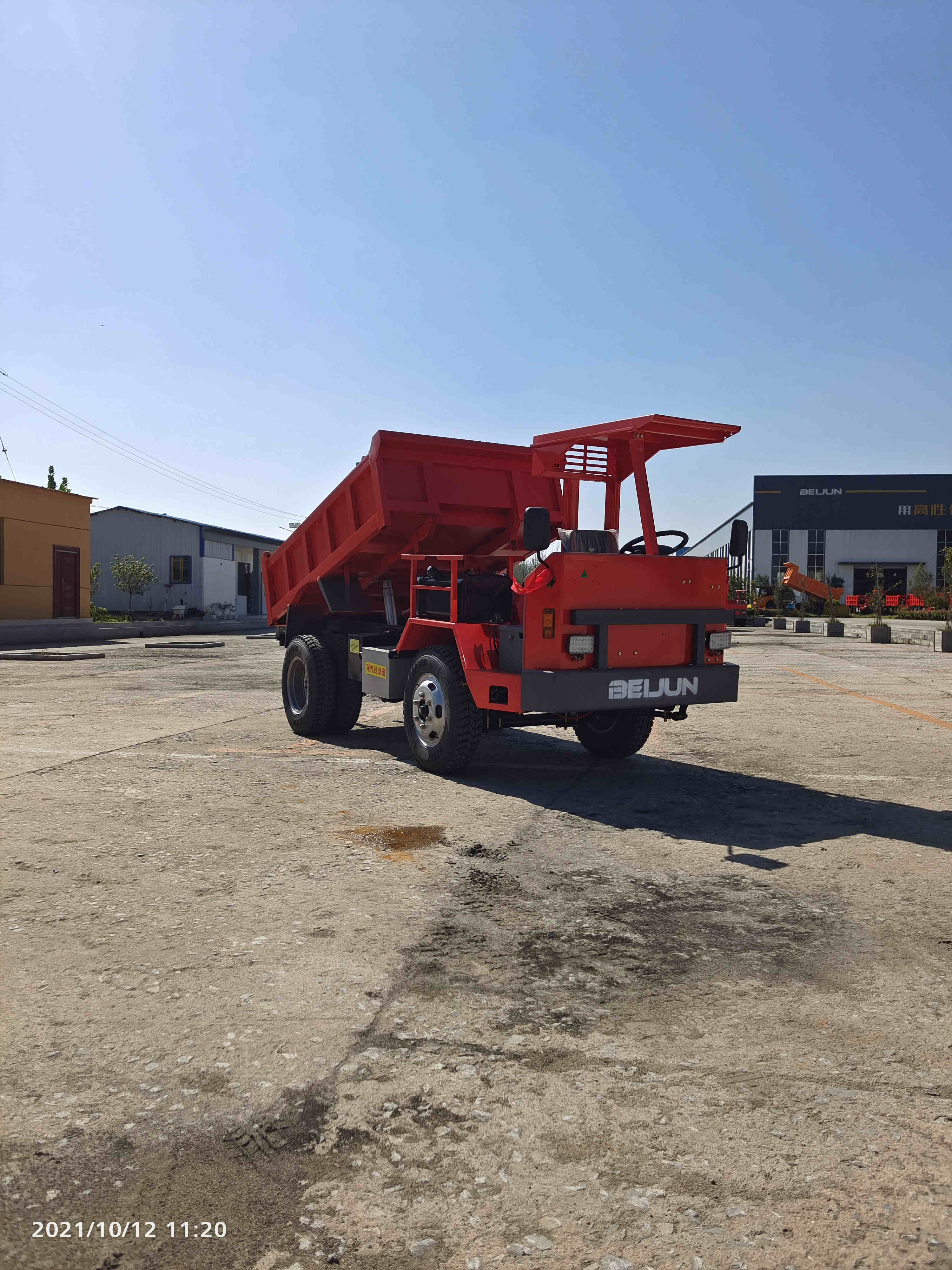 矿用六轮四不像车10吨翻斗式矿车贵州矿洞自卸车