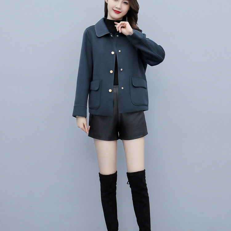 明星代言衣服 捷晨羊毛羊绒大衣 石井尾货 株洲服装批发货源