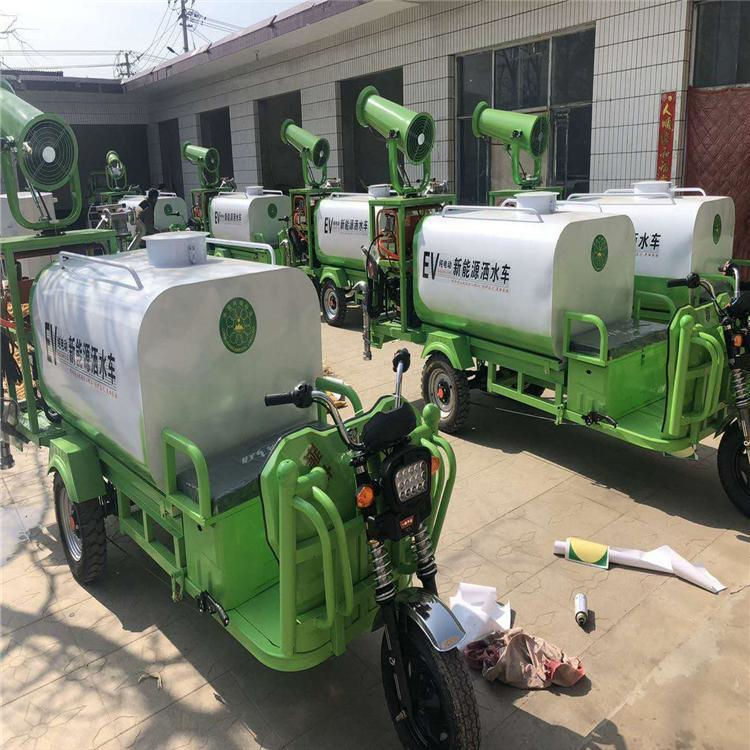 內(nèi)蒙古呼倫貝爾電動灑水車工程三輪灑水車 陜西榆林工地工程電動三輪灑水車