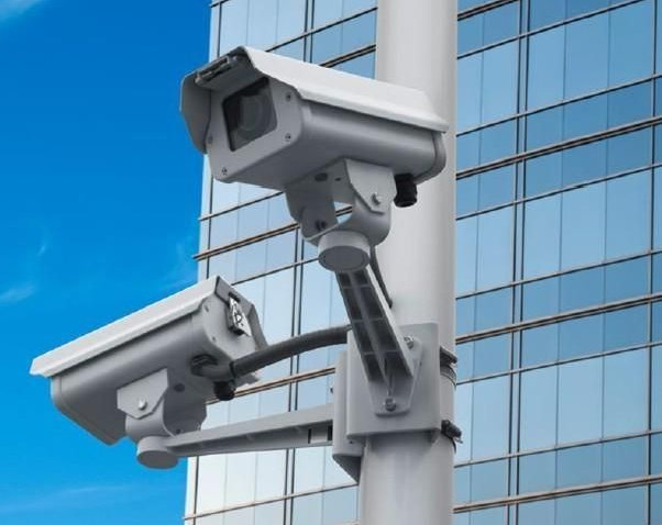 九江马路智能摄像头手机远程监控摄像头无线网络摄像头