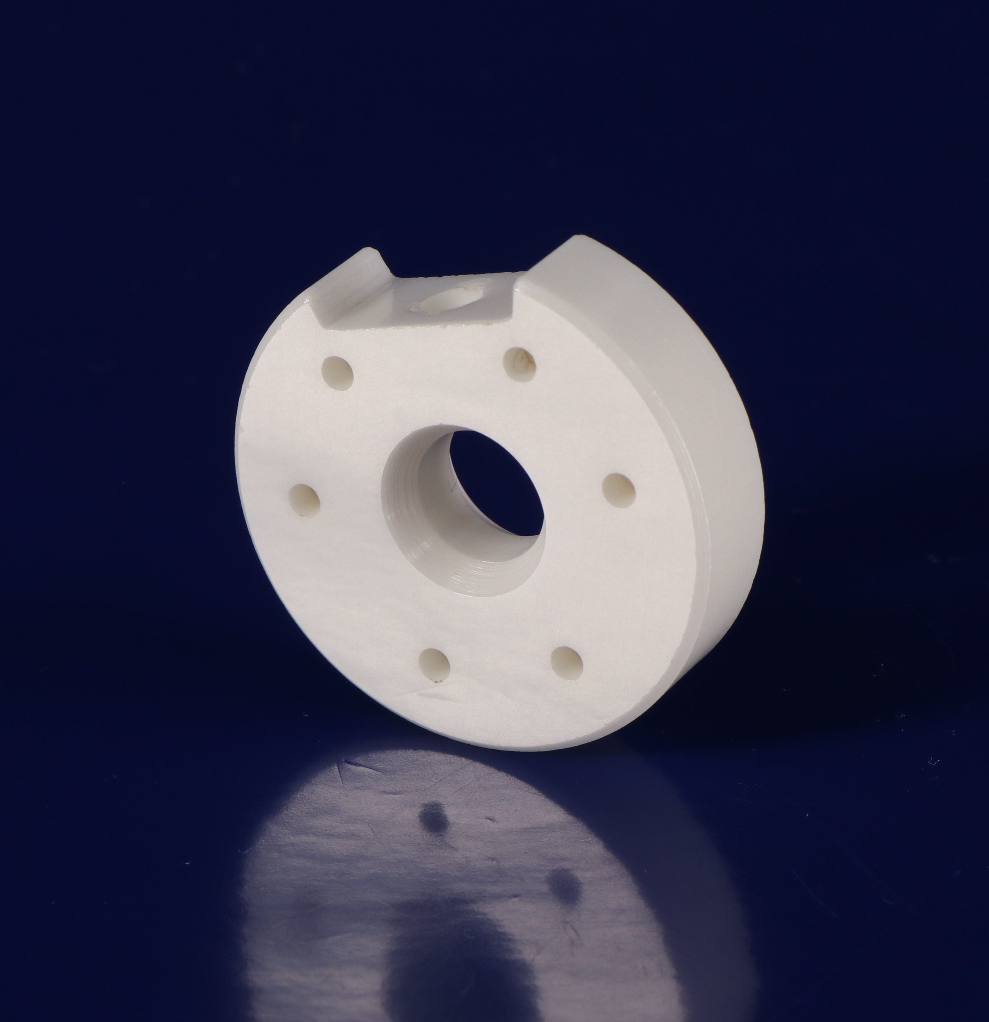 迈博陶瓷带孔耐磨氧化锆陶瓷结构件