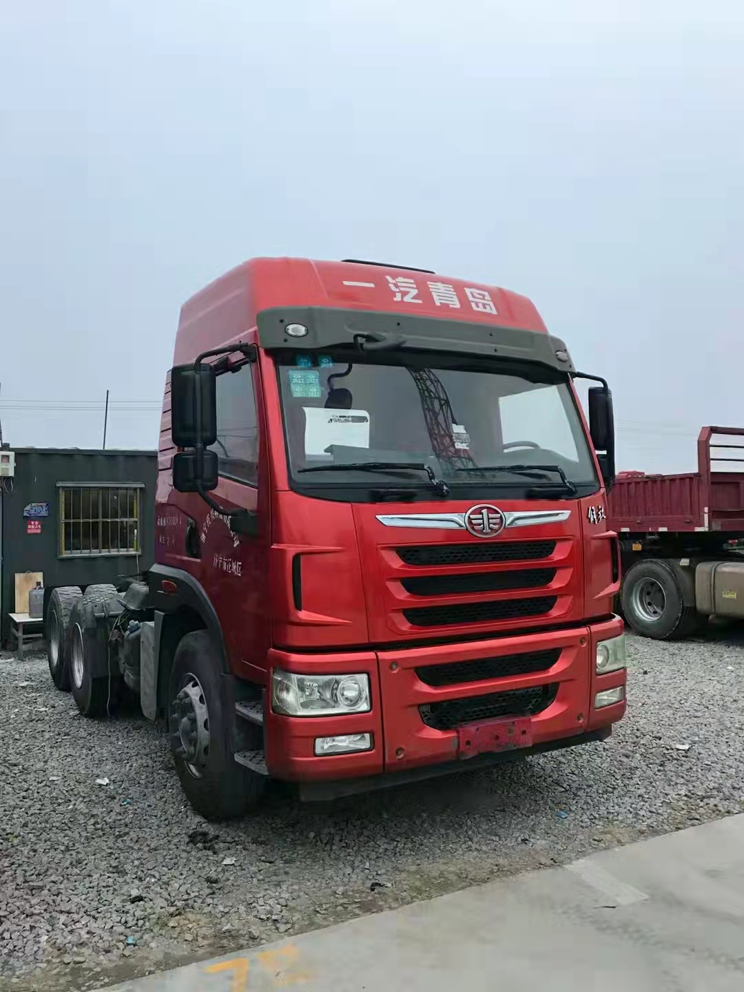 二手375马力牵引车解放半挂二手牵引车支持分期付款