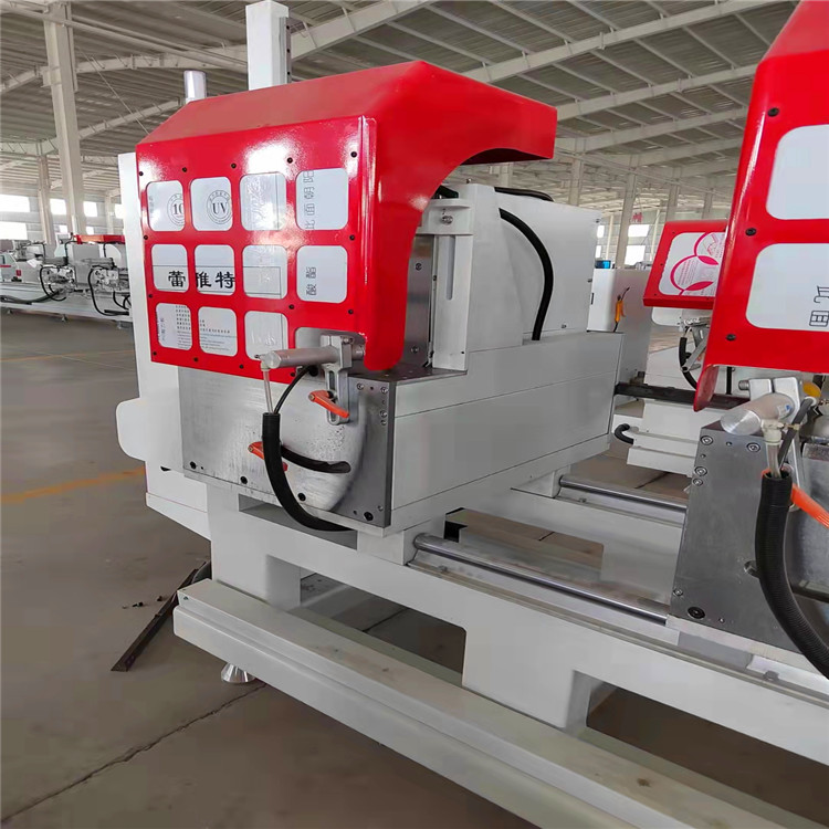 天马自动定尺数控双头锯 加工断桥铝门窗机器设备厂家