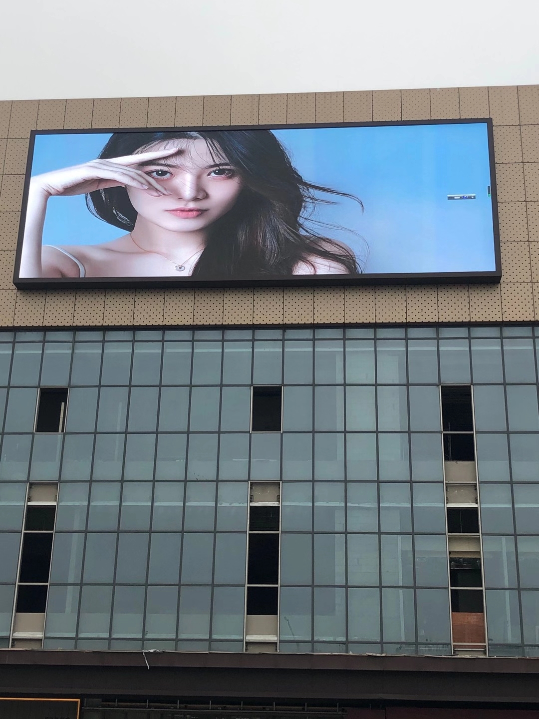 宿迁led电子显示屏报价高科光电室内p186室内led电子显示屏