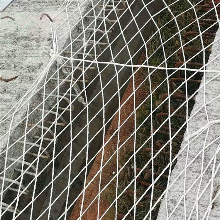 联动宣扬齐发力 筑牢学校安全网