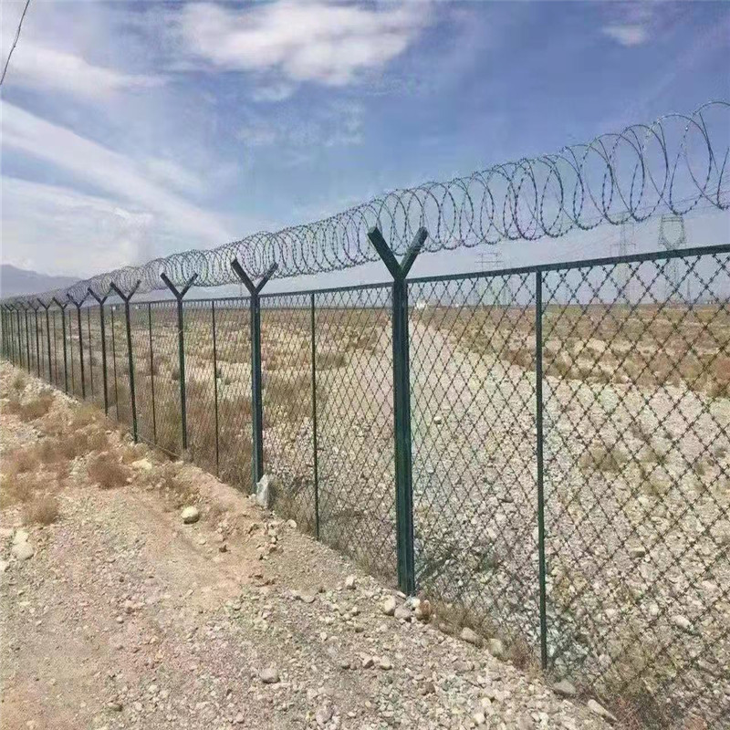 刀片防护网宁夏机场刀片y型刺丝防攀爬护栏网