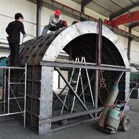 窯洞鋼模具外形加固 抗震式窯洞鋼模具新環(huán)境
