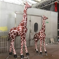 园林景观动物雕塑 玻璃钢仿真长颈鹿雕塑 树脂卡通鹿动物摆件