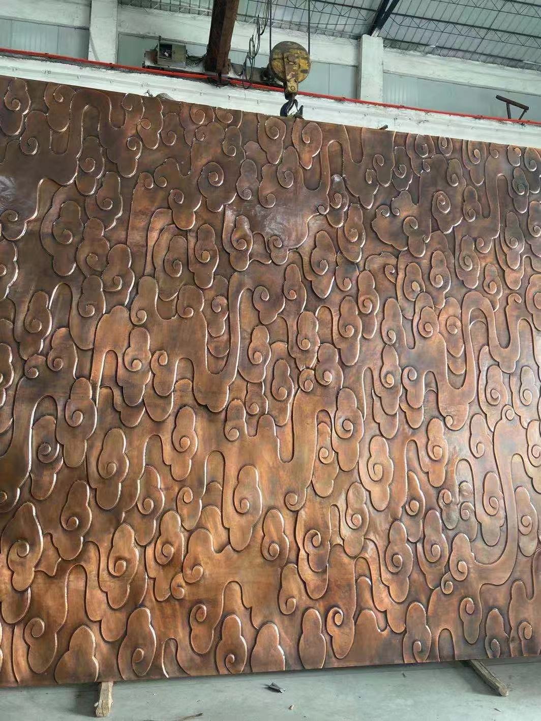 传统祥云图案铝板壁画铝艺雕刻祥云花纹做旧红古铜背景墙
