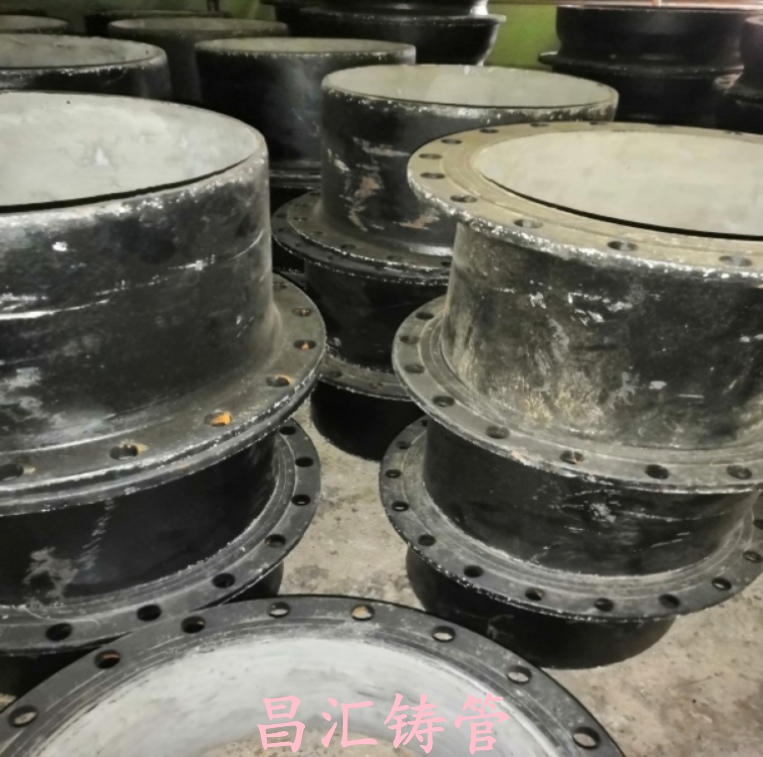桐梓新兴大口径球墨管-球墨管配件批销双承45度弯管