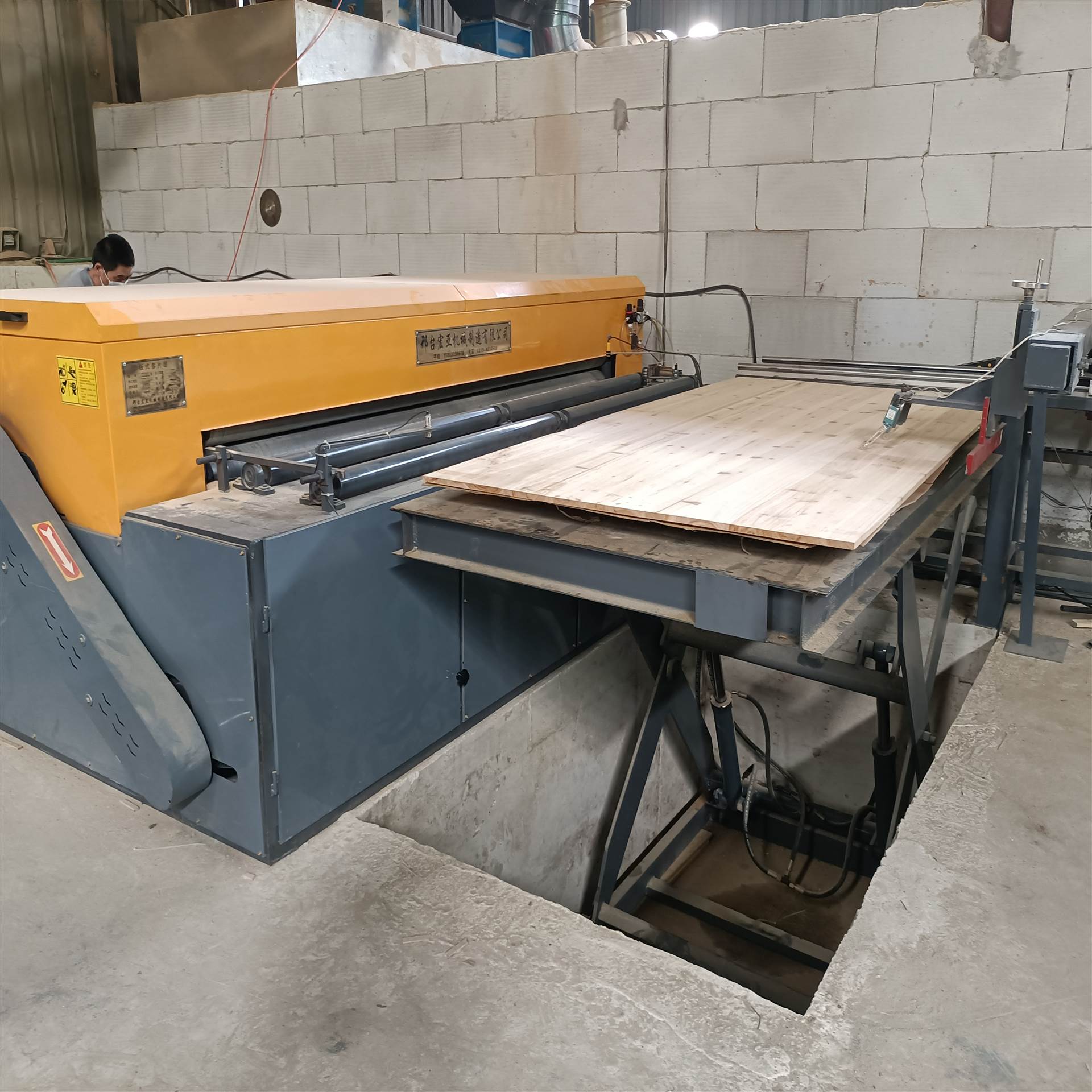 板材多片锯板材开条机械新型多片锯自动推板多片锯