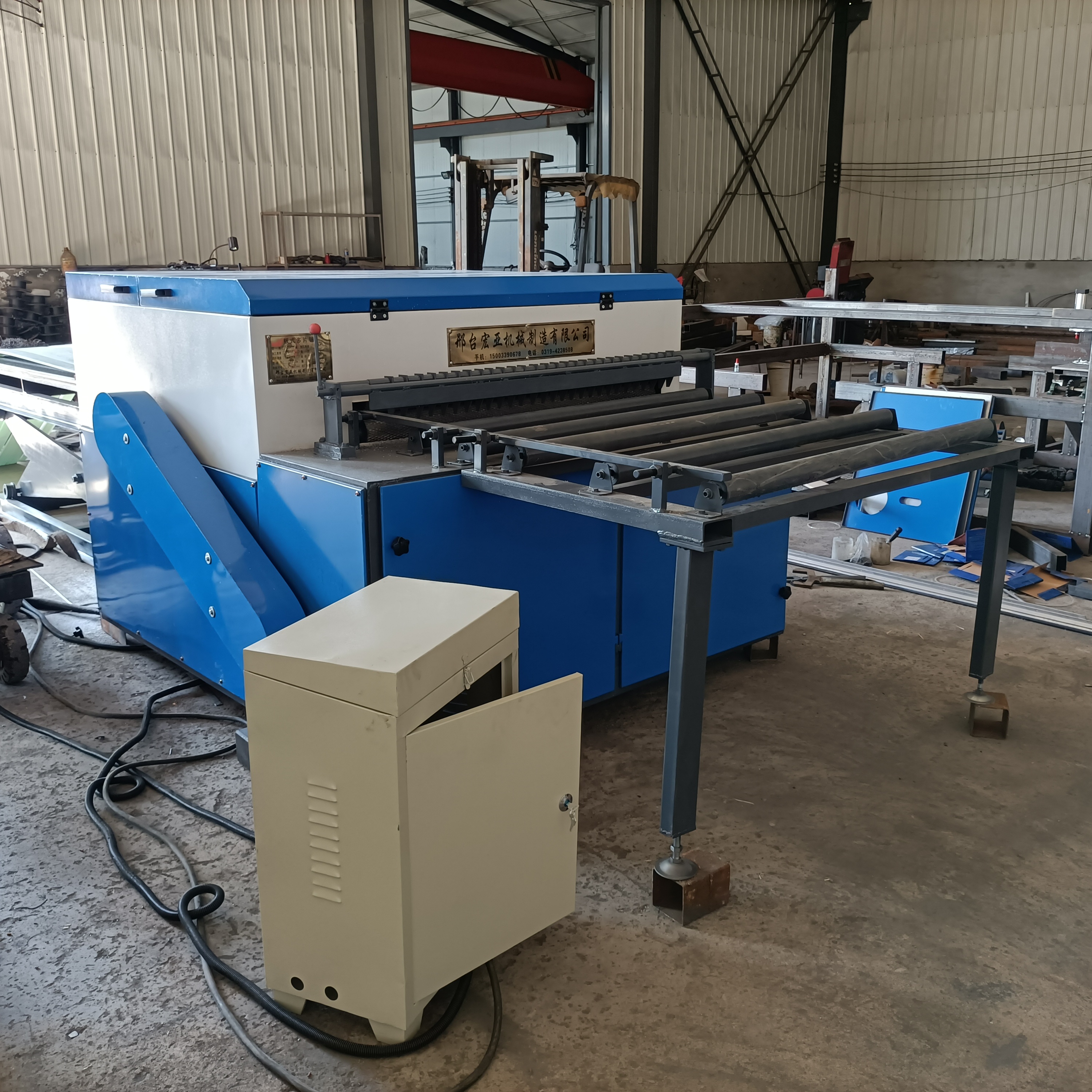 板式多片锯1300型多片锯邢台宏亚多片锯价格