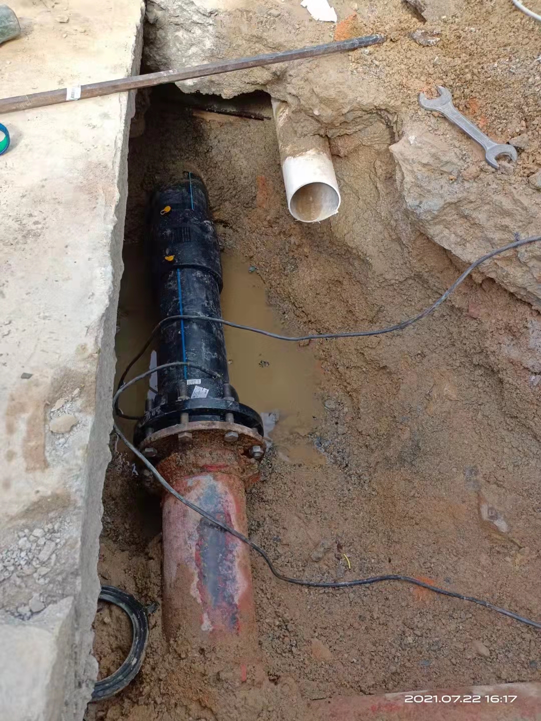 工业区埋地消防水管漏水检漏pe管电熔维修