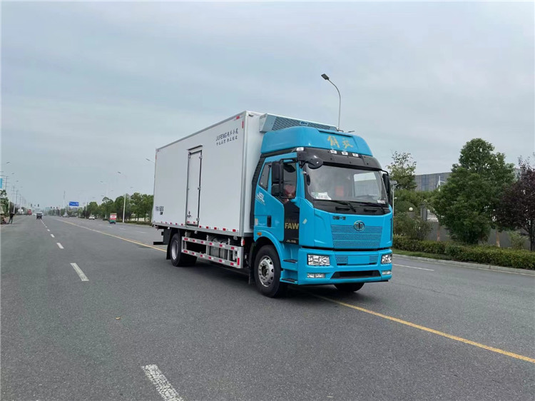 解放顺丰快递冷藏车厂家定制