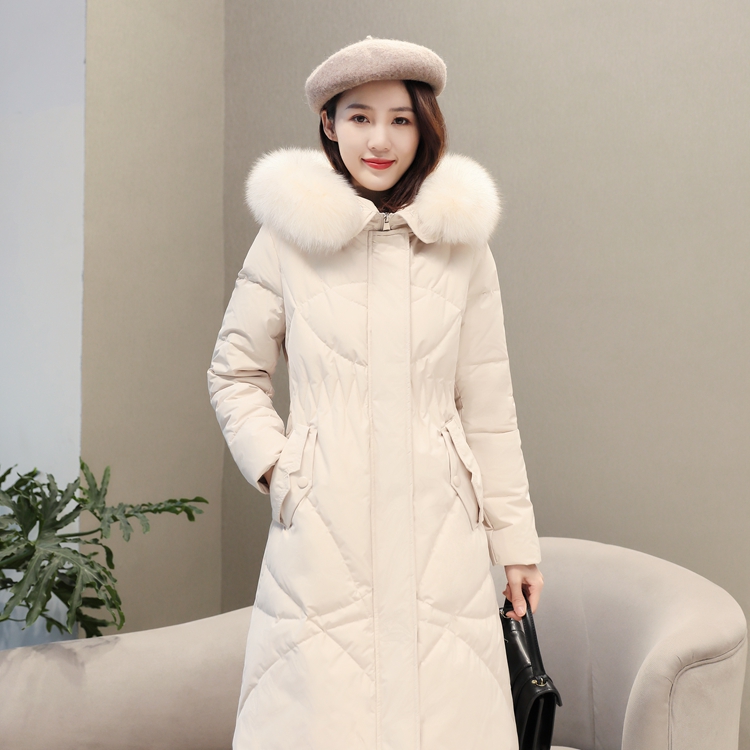 金苑领姿女装旗舰店北京尾货批发女士毛衣编织南昌服装批发市场在哪里