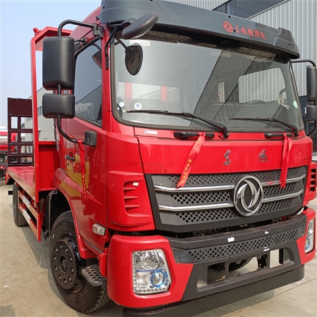 120挖机平板拖车 东风D7-Z单桥 板长6.1米 可拉60型钩机