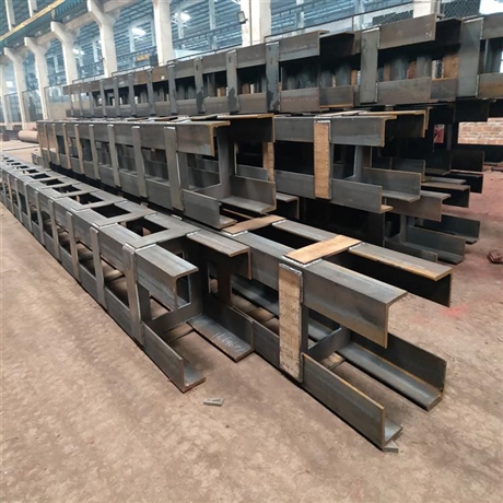 菏泽泰容q235b钢板立柱基坑钢管柱来料加工