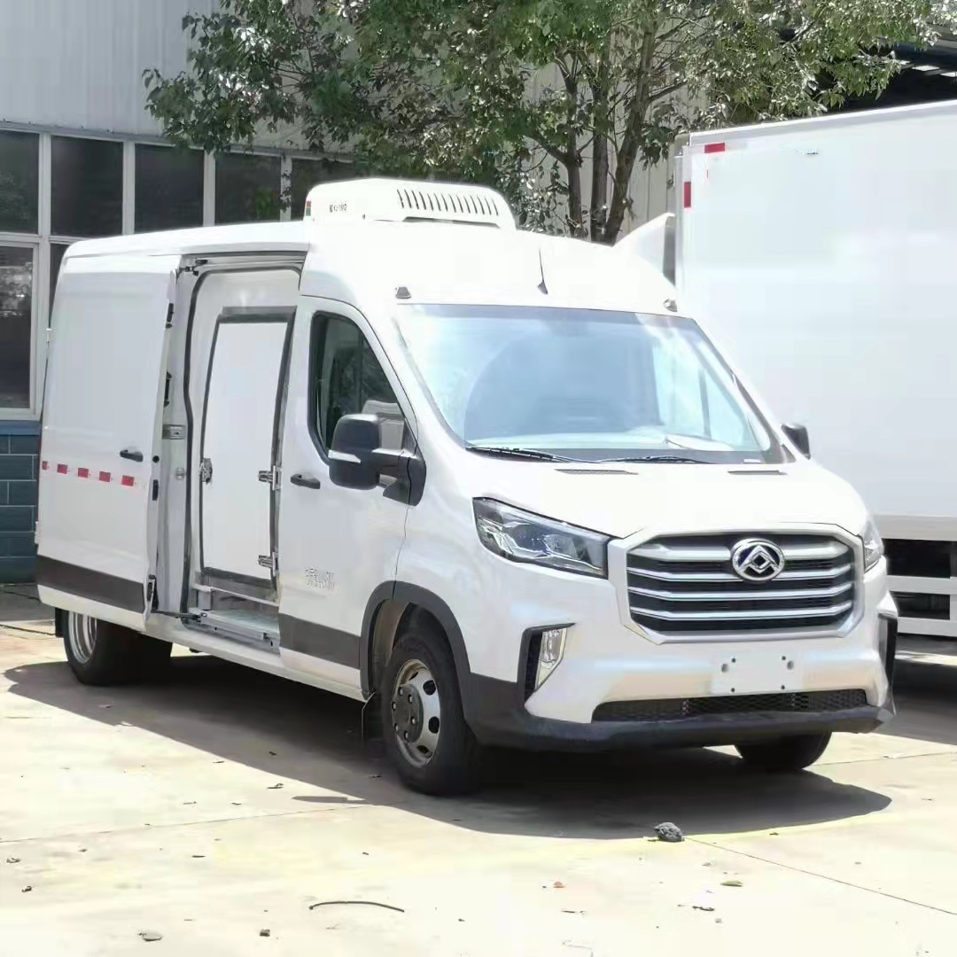 中短途冷链运输上汽大通v80国六冷藏车满足您