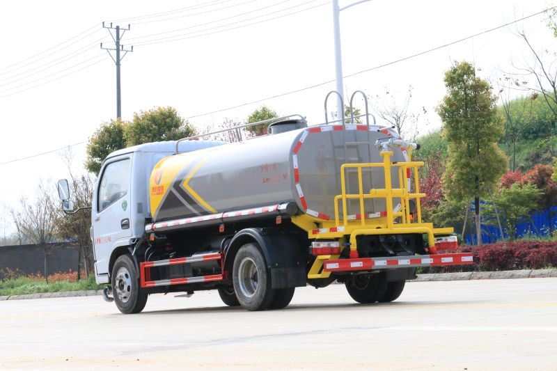 六盤(pán)水抑塵灑水車(chē)銷(xiāo)售點(diǎn) 隨提隨走