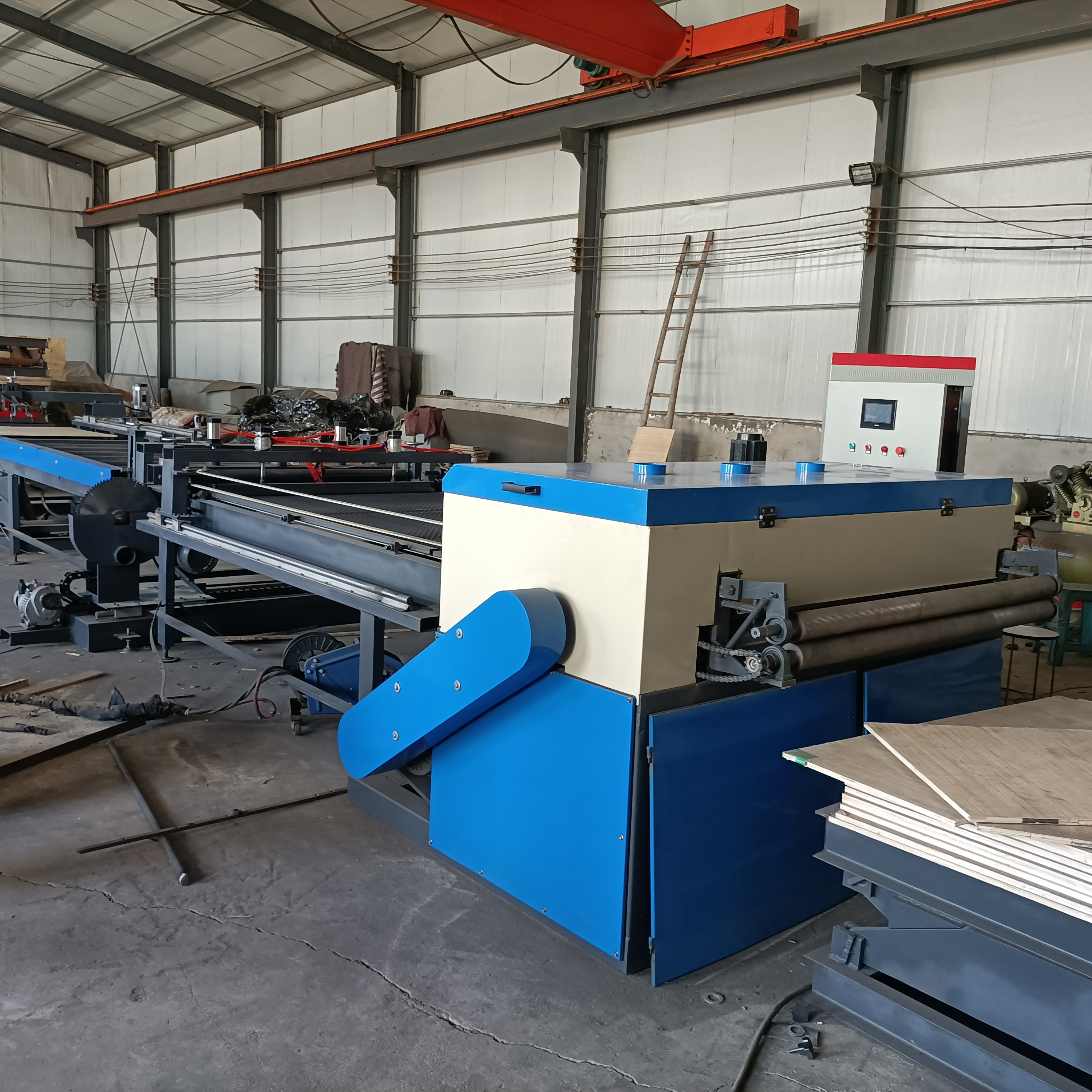 大型开木板的机器板式多片锯6001300型履带板式锯