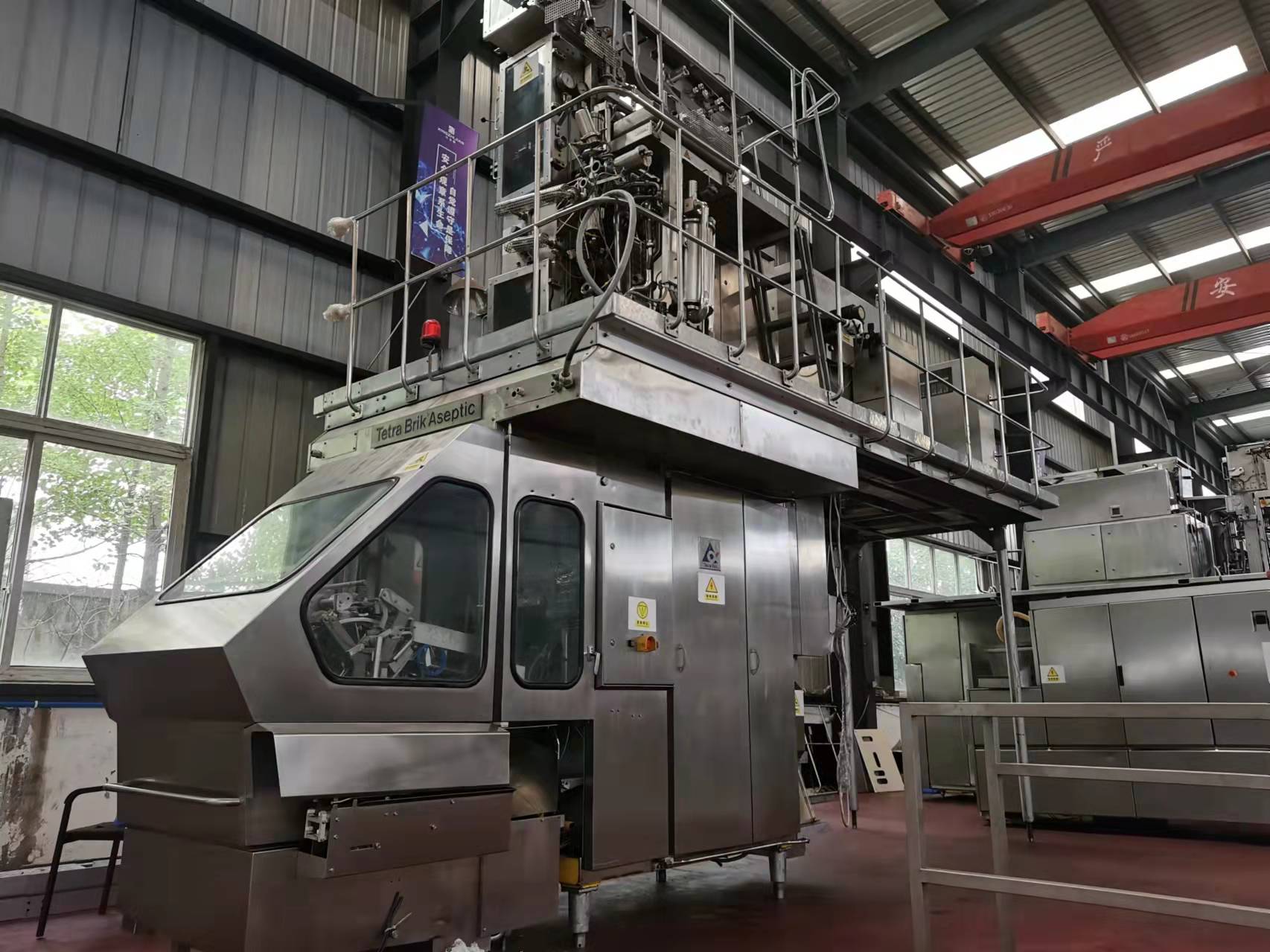 二手利乐设备灌装1000ml苗条包