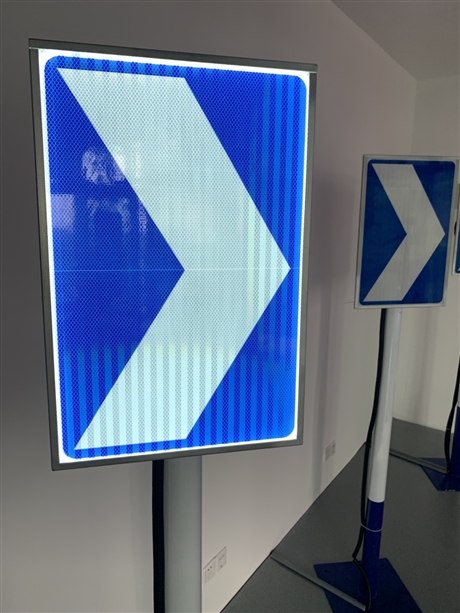 智能交通ai交通标志牌学校路段限高速牌标识牌