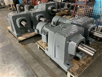 PLE060-040配伺服电机接口底座减速机MC3RLHF07