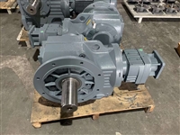 FW67S-15.5-ME-4-B6-180-E70轴承减速机B2SH08