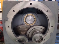 RWF47-ZY1.5KW-15.1-M1+22十字减速机H1HH15