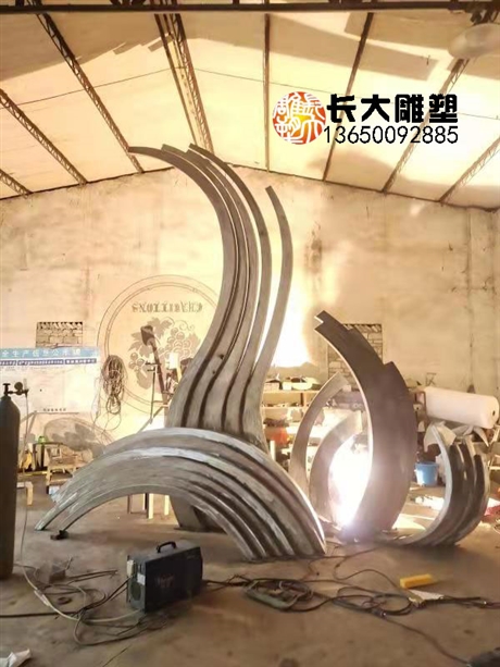 东莞房地产不锈钢雕塑