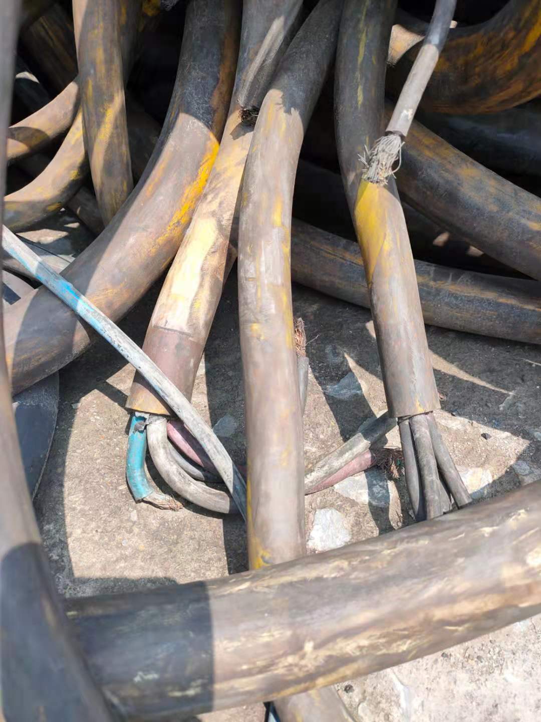 銅陵舊電纜電線回收 庫(kù)存電纜回收快速回收