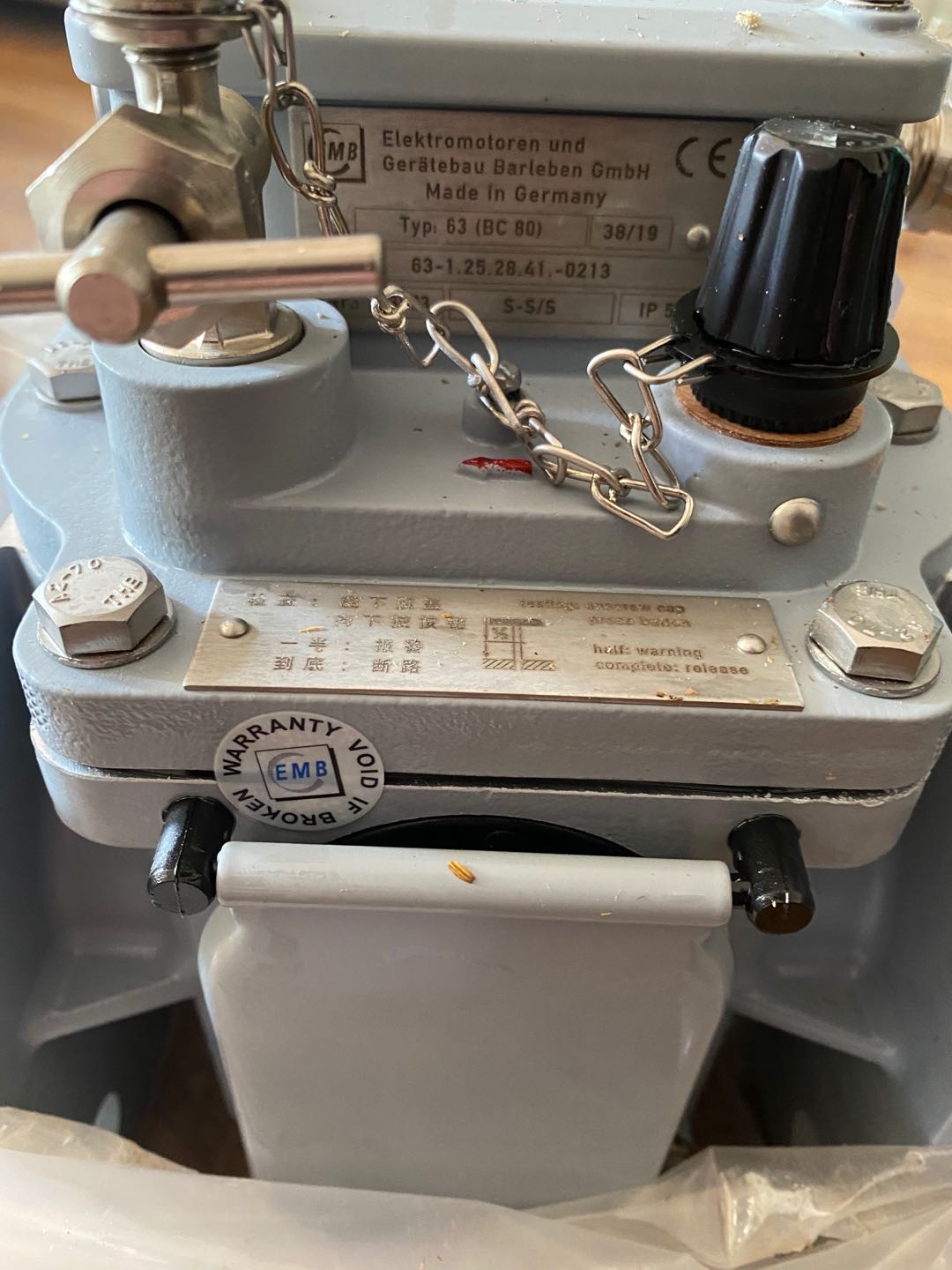 德国emb气体继电器bc806332841990219zg128