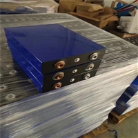 废旧汽车蓄电池回收价格 废旧汽车蓄电池回收      免费上门收货