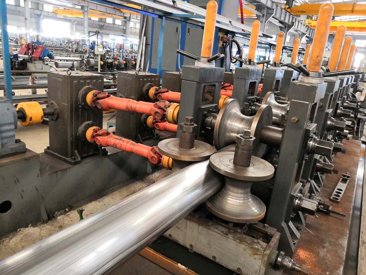 不锈钢高频焊管机不锈钢管材焊管机组装饰管焊管设备工业管制管机