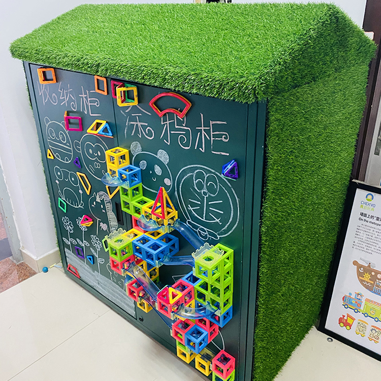 三角草坪磁性涂鸦柜 幼儿园整理彩绘柜 游乐场黑板玩具收纳柜