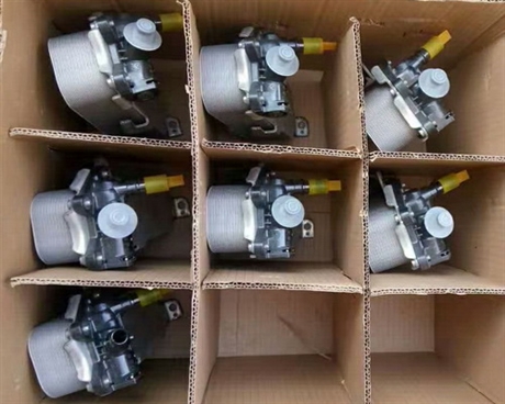 寶馬3系 F35 F30機油散熱器 機腳墊