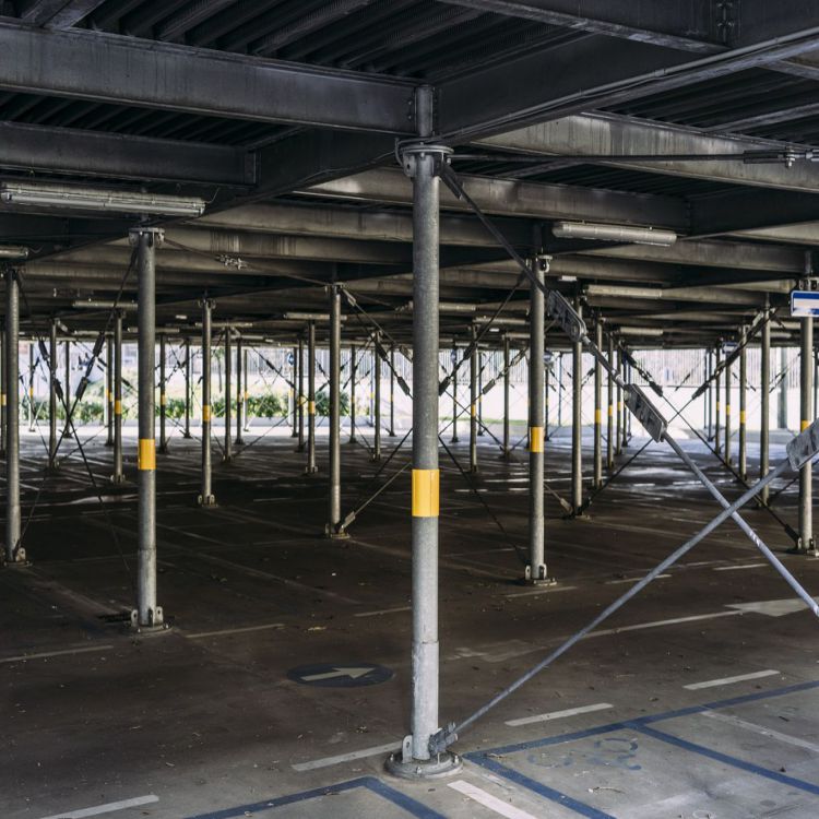 台州回收废钢铁工字钢搬迁倒闭厂拆除切割回收物资设备