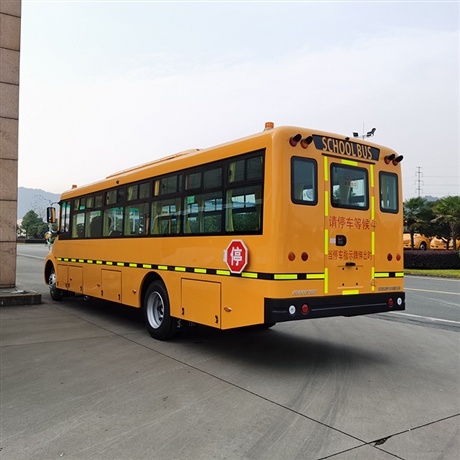 东风56座中小学生专用校车国6校车长头校车安全校车