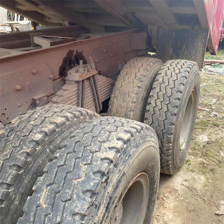 转让后八轮自卸工程货车德龙前四后八自卸车二手双桥后翻车