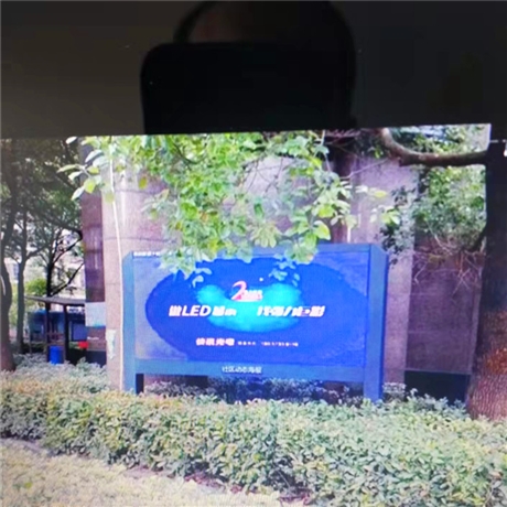 盐城滨海LED显示屏 钣金防水箱体 P5立柱室外全彩显示屏价格
